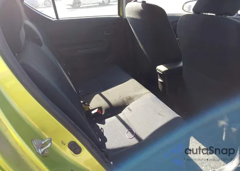 2015 Toyota Prius C Two из США, поврежденный, VIN JTDKDTB31F1097573